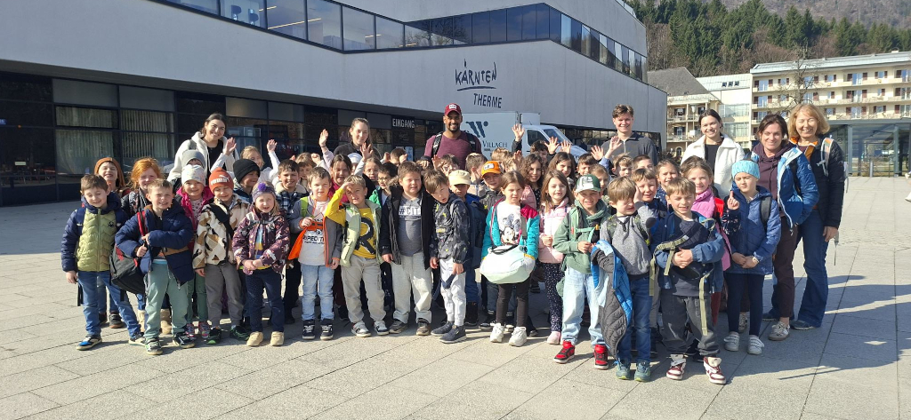 Schwimmkurs in der Therme Villach - Plavalni tečaj